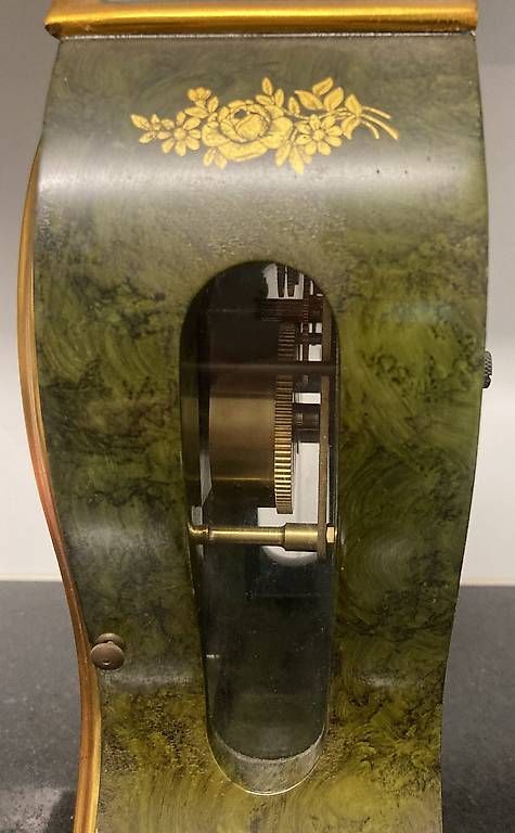 Orologi da terra & Orologi da parete: Neuenburger Pendule Le Castel mit Sockel – Usato da Oberengstringen venduto da Schmolli1 2