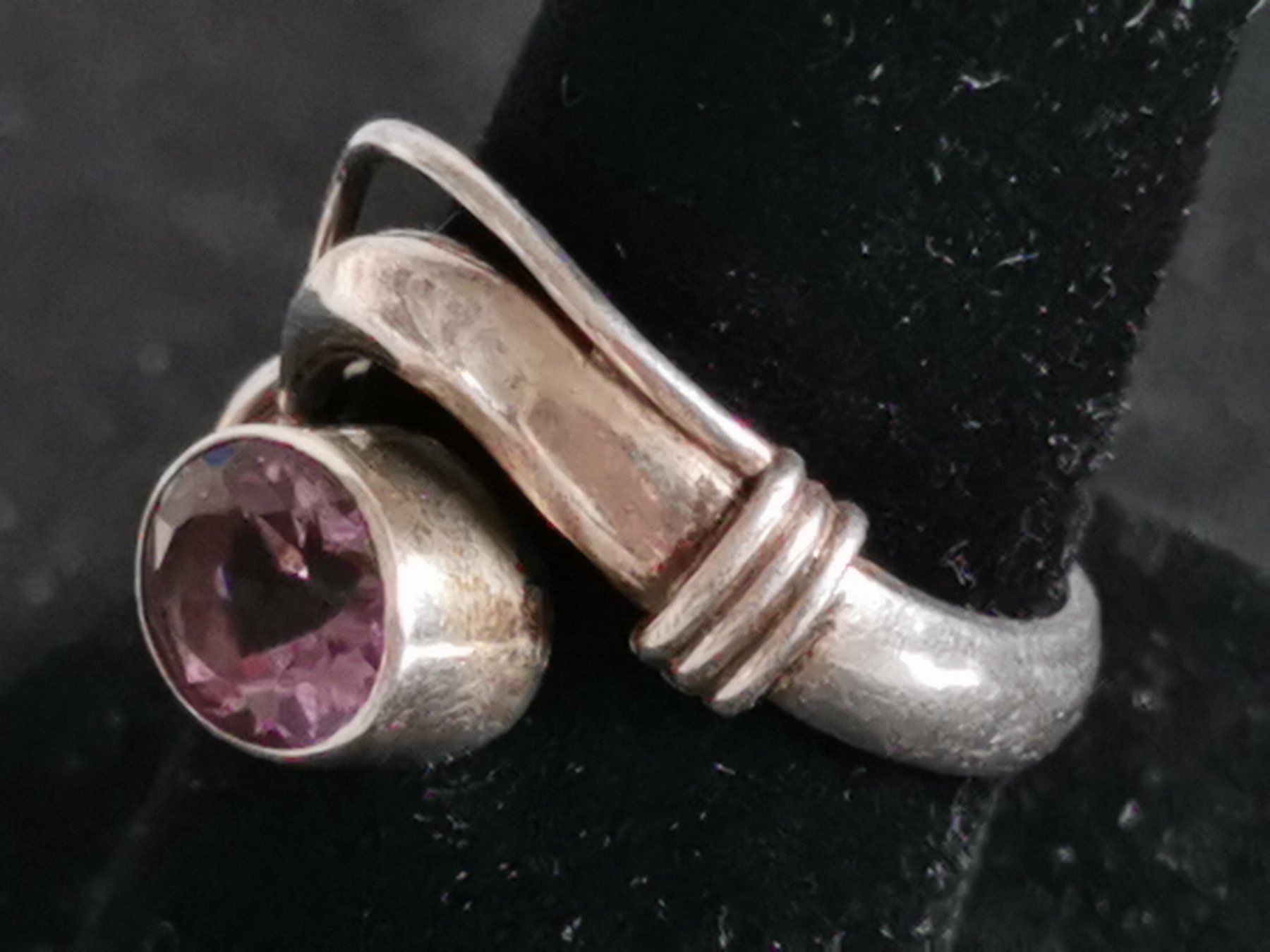 Anelli: Damen Silber Ring mit Amethyst – Usato da Schlieren venduto da vlalif 2