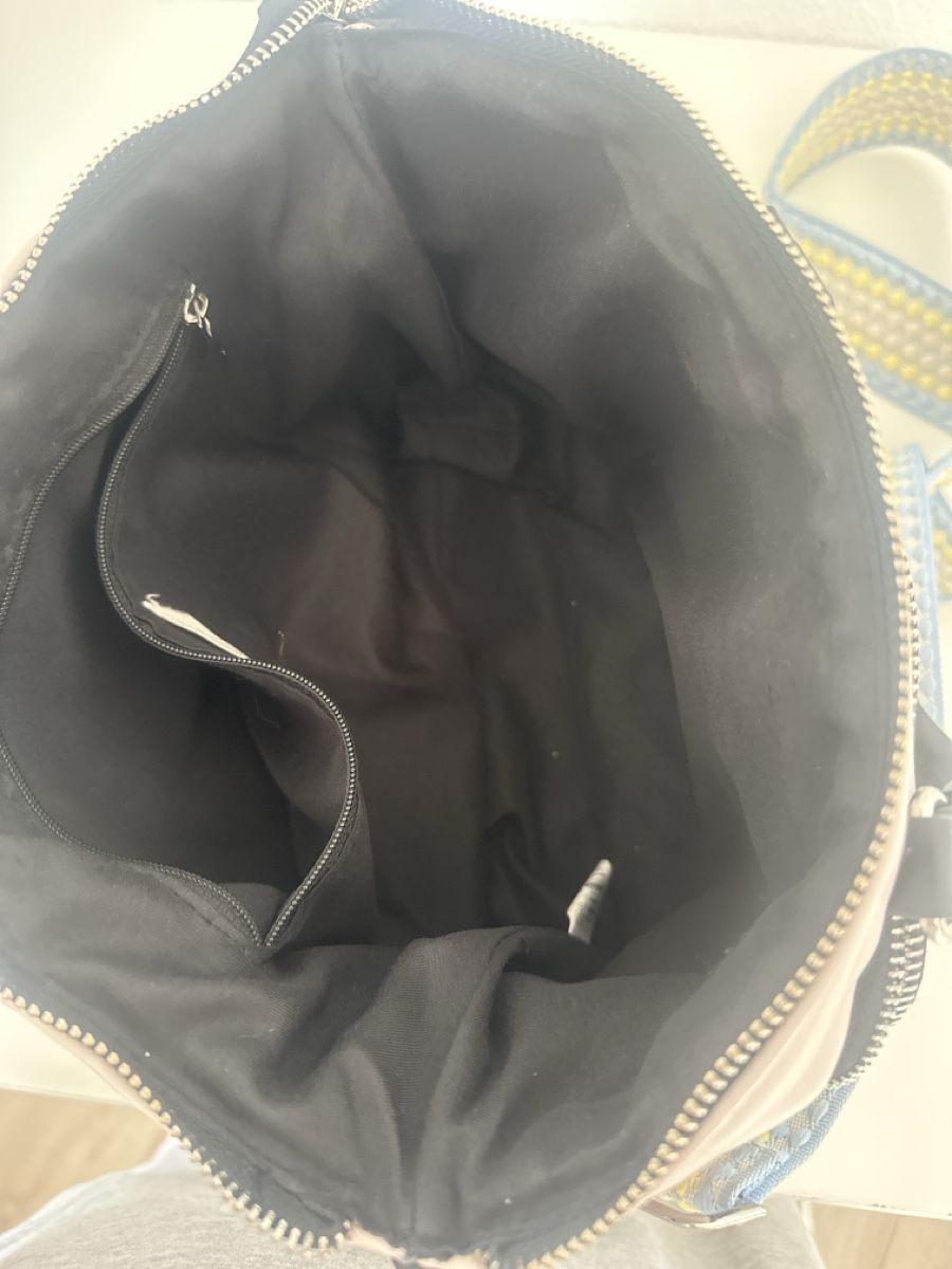 Valigie & Borse: Umhänge Tasche rosa – Usato da Sins venduto da kar_7rky 2
