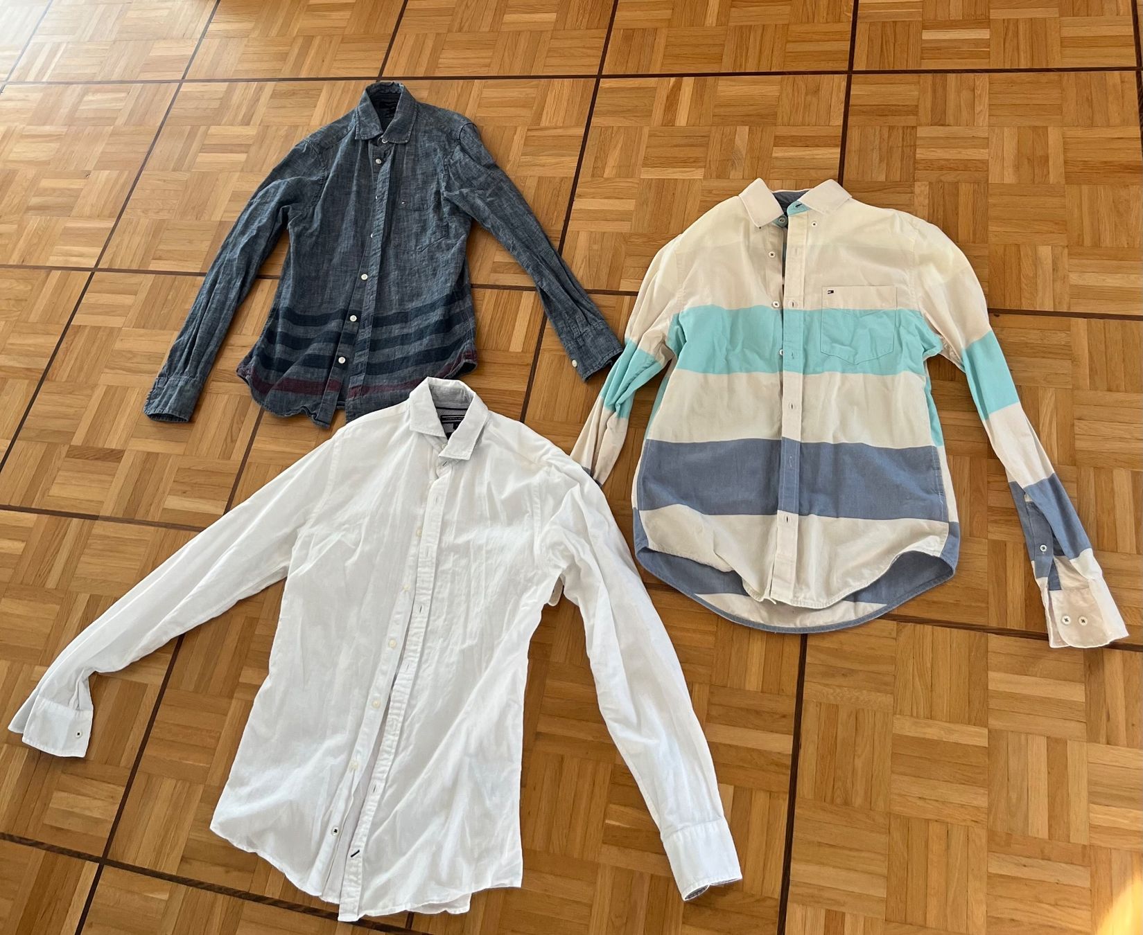 Tommy Hilfiger Hemden: 3x Tommy Hilfiger Hemd – Gebraucht aus Winterthur von Raphaelfri