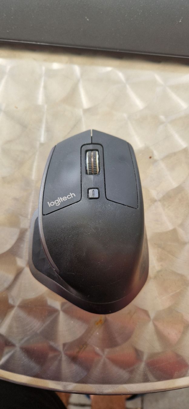 Logitech Tastiere: Logitech Wireless Keyboard and Mouse MX Master 2 Combo – Usato da Zürich venduto da Serz 2