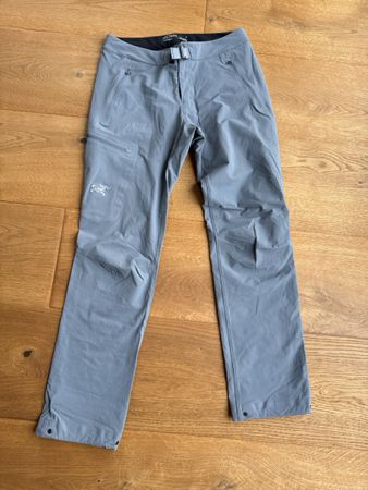 Arcteryx Gamma Outdoor-Hose, neuwertig, Grösse 6