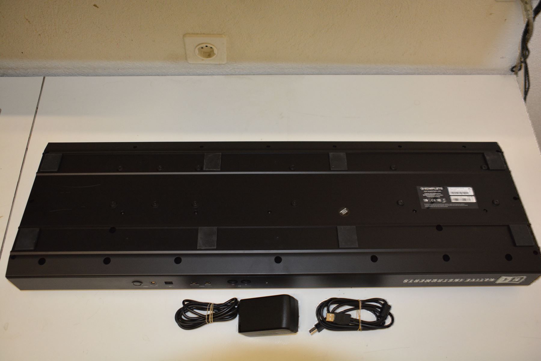 Musikinstrumente: Top: Profi DJ Komplete Kontrol S49 NI!!! – Gebraucht aus Biel/Bienne von Secondhand_Shop 2