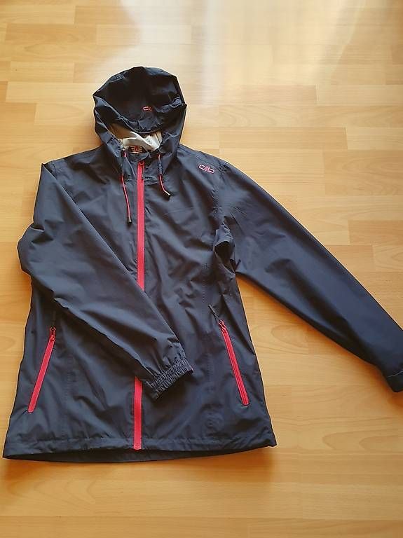 Giacche: Regenjacke – Usato da Adelboden venduto da falki8