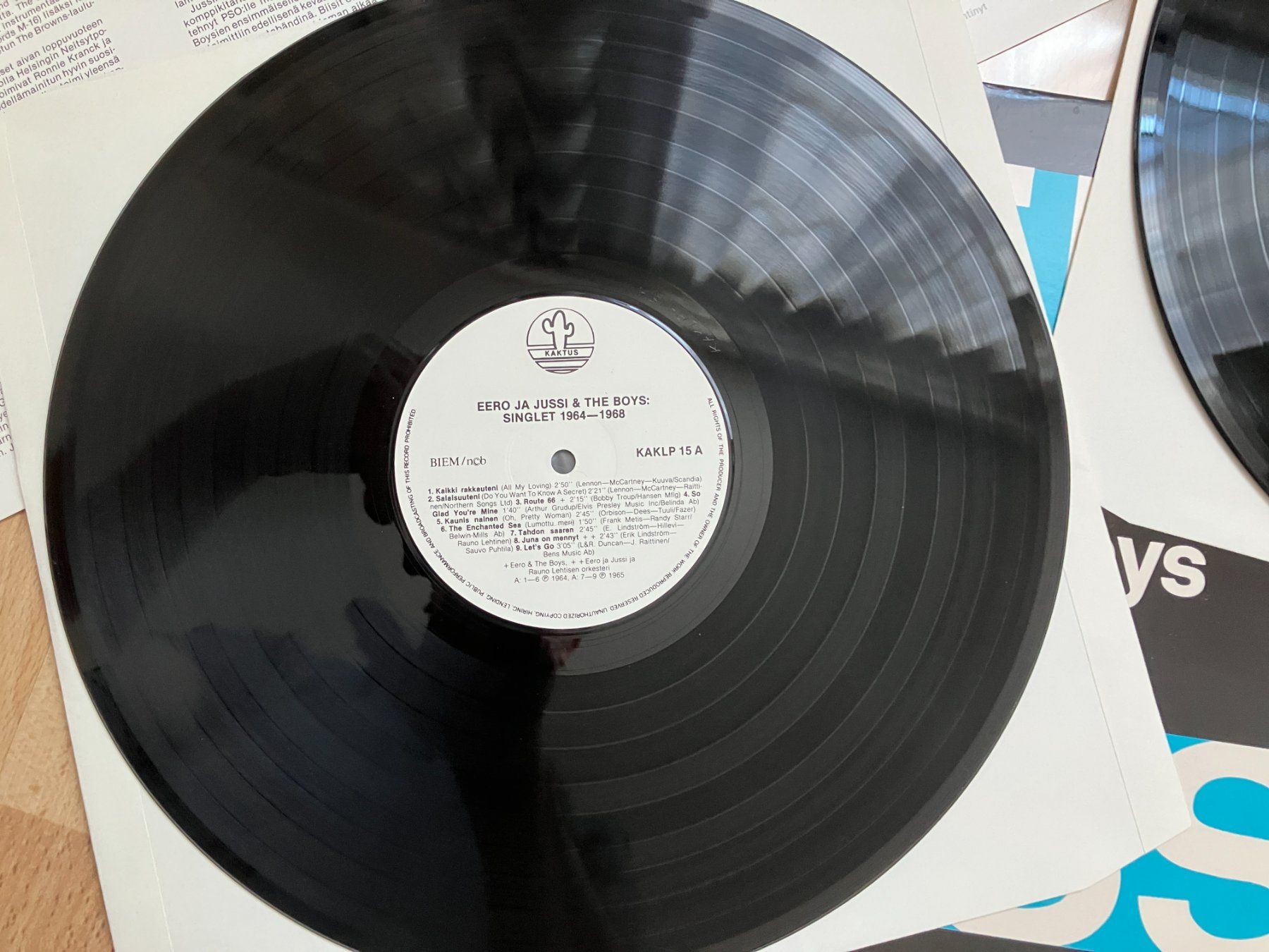 Dischi in vinile: Eero Ja Jussi & The Boys – Usato da Aarwangen venduto da Jukebox3 6