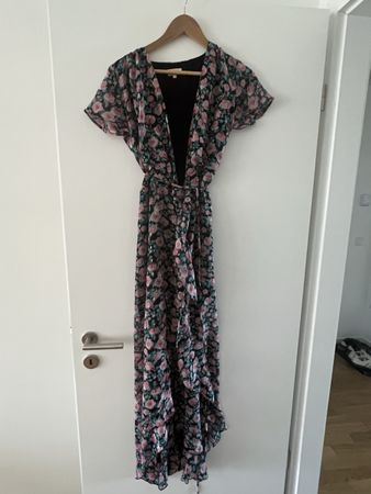 Sommerliches Wickelkleid mit Blumenprint, Grösse S