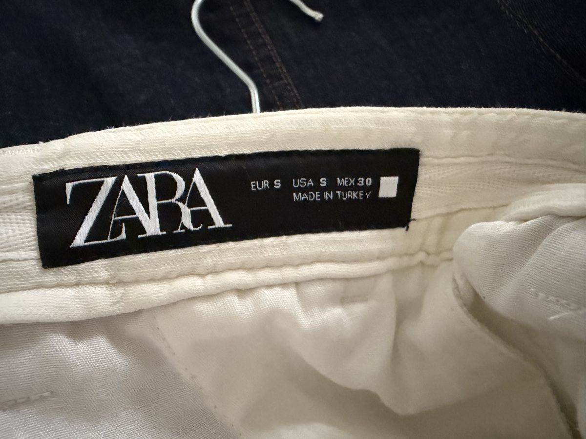 Zara Hosen: Zara Shorts S – Gebraucht aus Tägerwilen von Cessna98 2