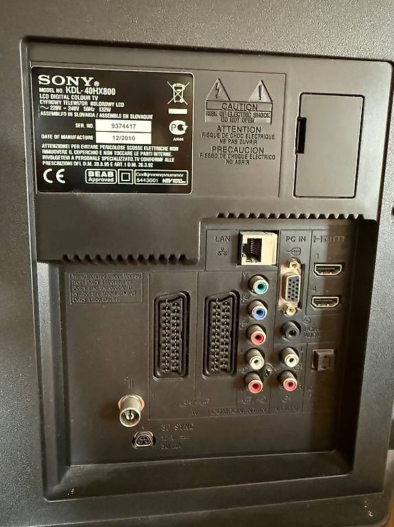 Televisori: TV mit 3Dbar – Usato da Oberwil BL venduto da aro_9d7j 1