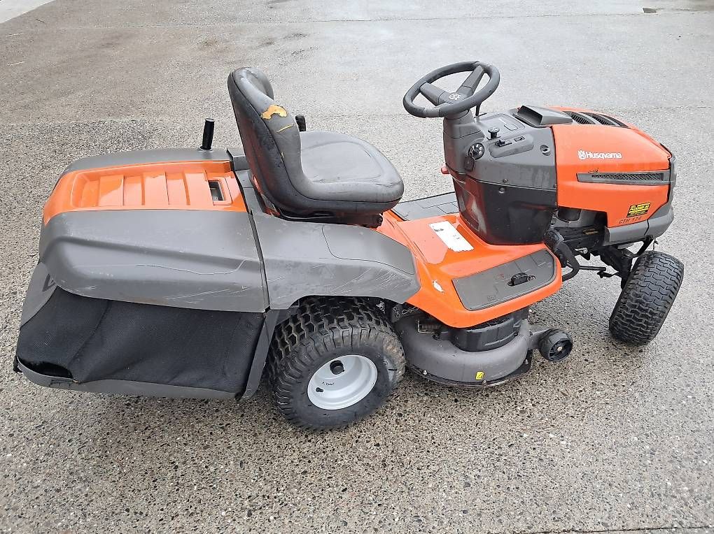 Traktoren: Rasentraktor Husqvarna CTH 174 – Gebraucht aus Rotkreuz von sunnyboy81 1