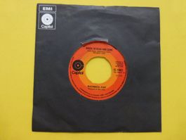 McGuinness Flint – When I'm Dead And Gone