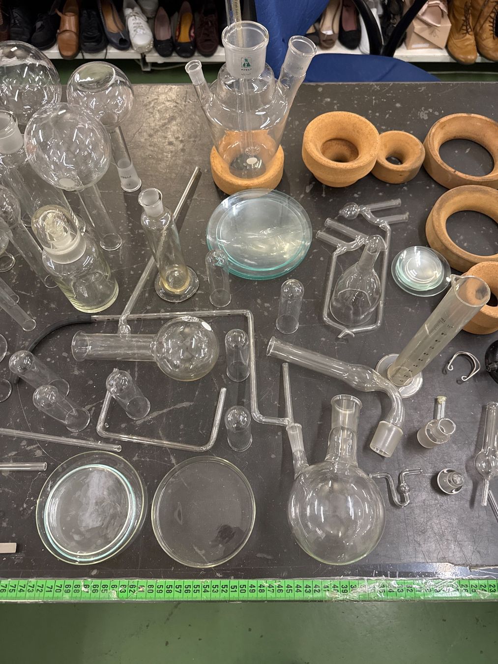 Verres: Chemie-Labor-Gläser Mega-Set – D'occasion à Pratteln par Cartonsducoeur_bl 1