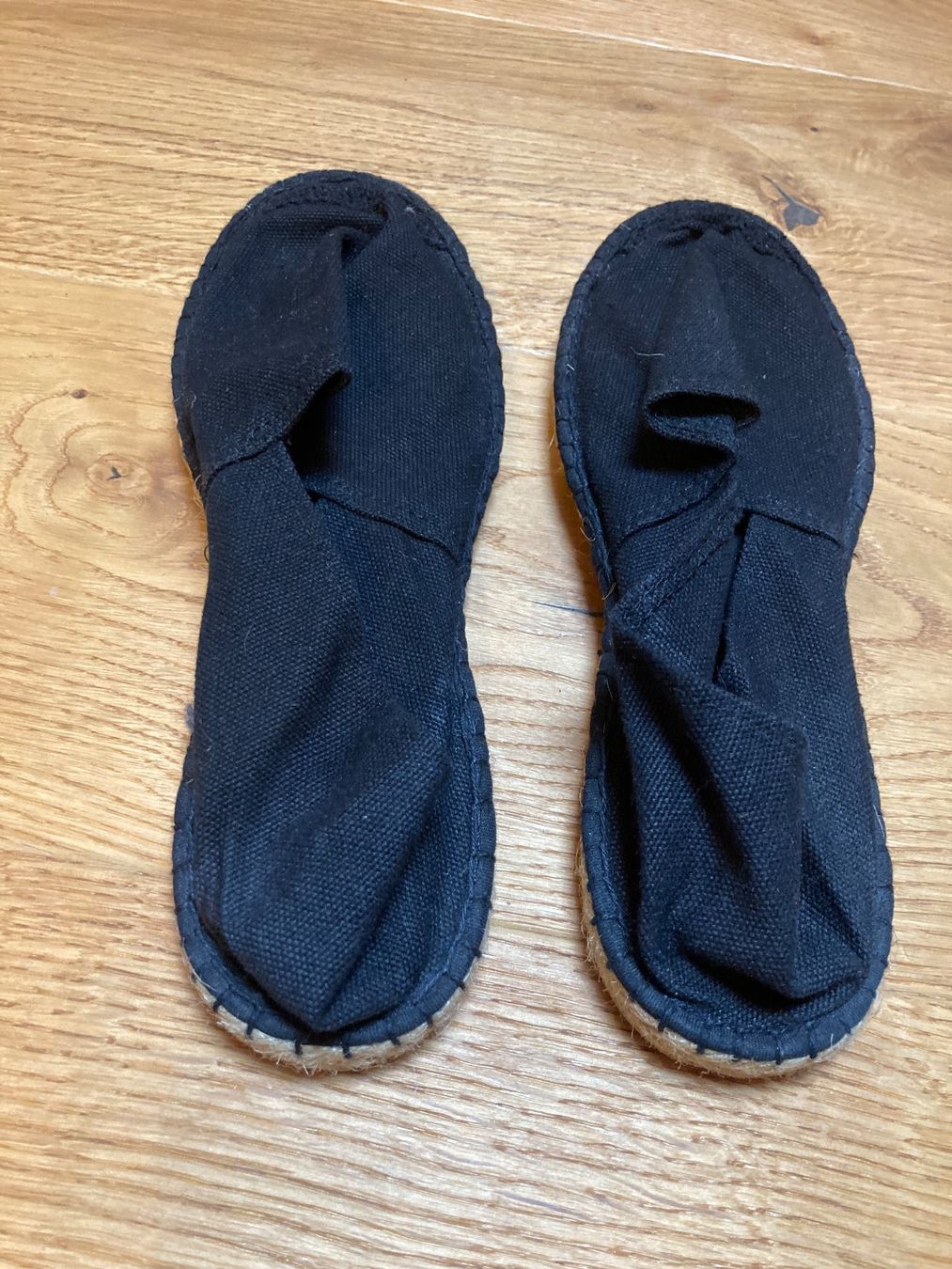 Scarpe da uomo: Espadrilles original Gr. 40 – Nuovo (secondo la descrizione) da Jegenstorf venduto da fribe01 1