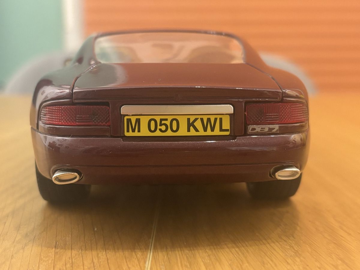 Aston Martin Modellautos: Aston Martin 1994 – Neu (gemäss Beschreibung) aus Orbe von car_8grw 6