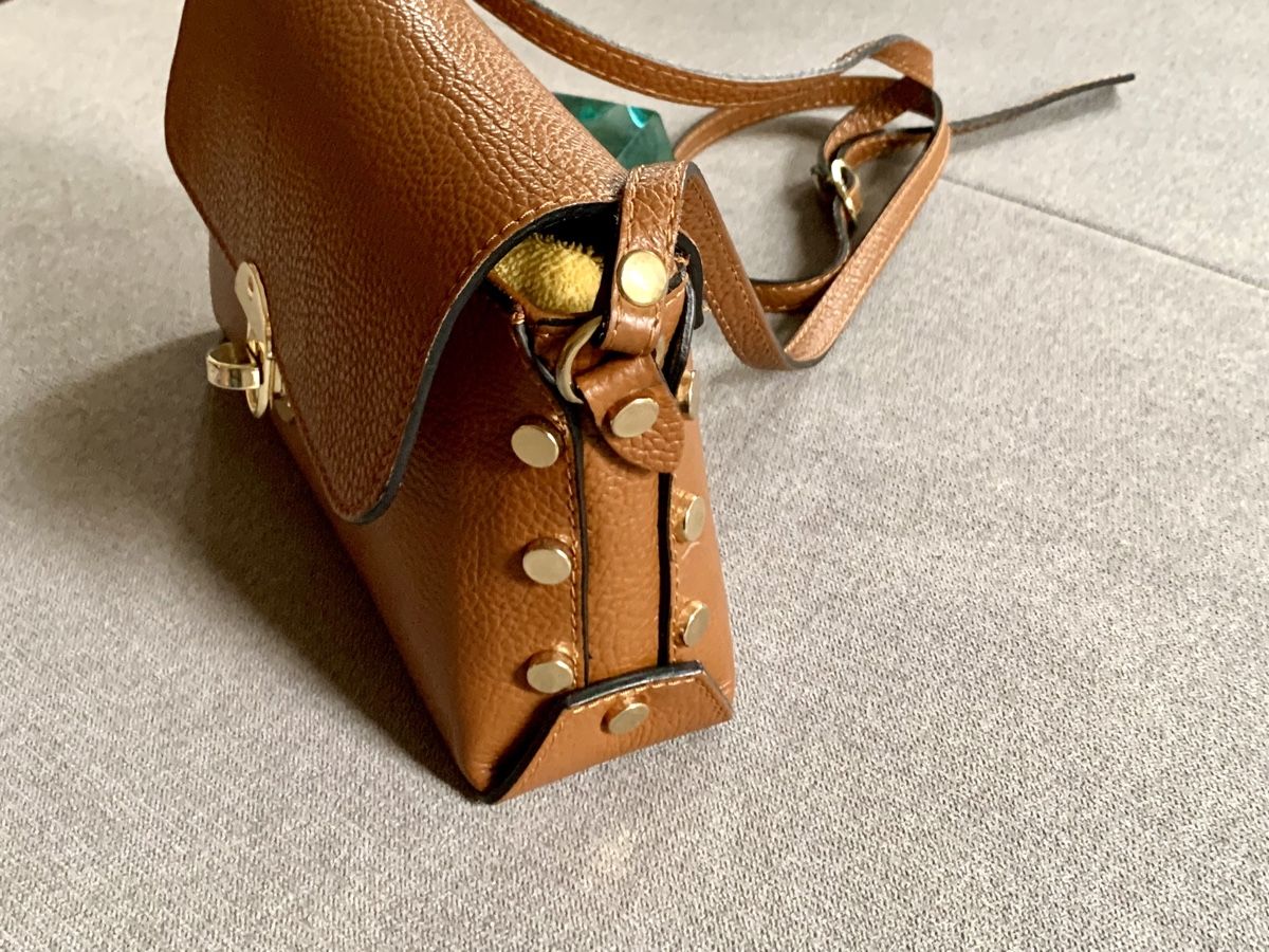 Taschen für Damen: Damen Leder Schultertasche im Cognac – Gebraucht aus Rüschlikon von topswissvintage 4