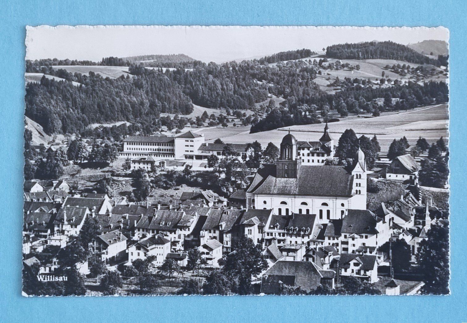 Cartoline postali: Willisau - Stadtansicht mit Schloss - 1939 – Usato da Rothrist venduto da RROENK