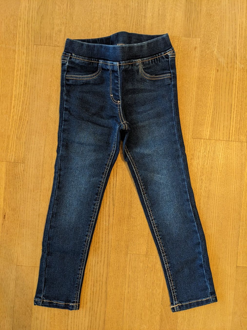 Pantaloni: Jeggings der Grösse 104 – Usato da Wald ZH venduto da andy_ch01