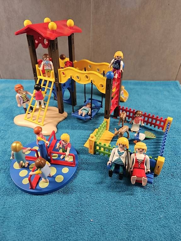 Giocattoli: Playmobil Spielplatz Set  – Usato da Mettau venduto da b3po