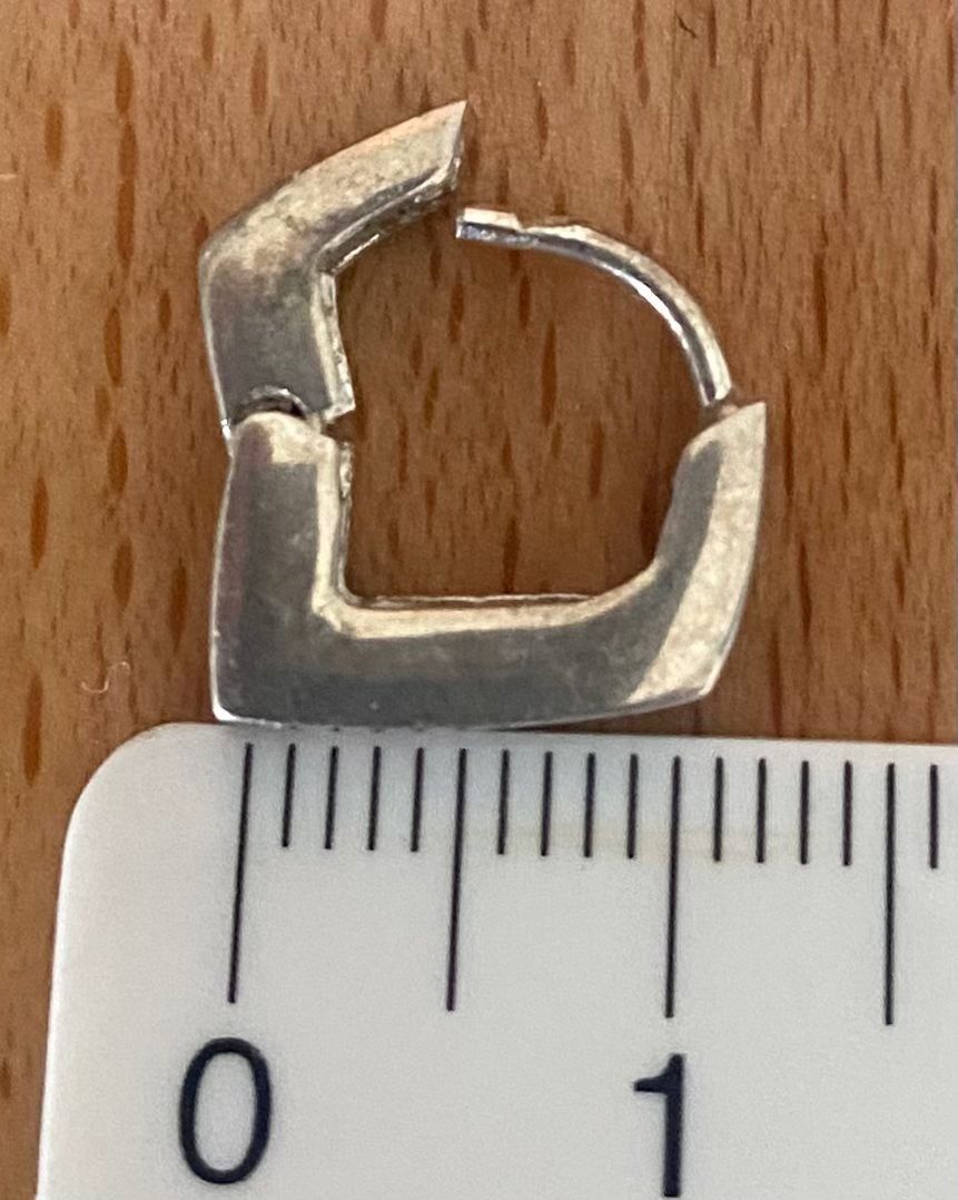 Orecchini pendenti & Orecchini a lobo: Schmuck - Ohrstecker Silber eckig klein – Usato da Winterthur venduto da Secondhand-Family 3
