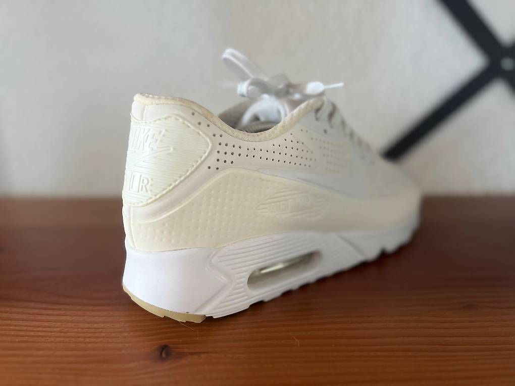 Herrenschuhe: Nike Air Max 90 Ultra Moire Triple White – Gebraucht aus Dagmersellen von tabula_rasa 1