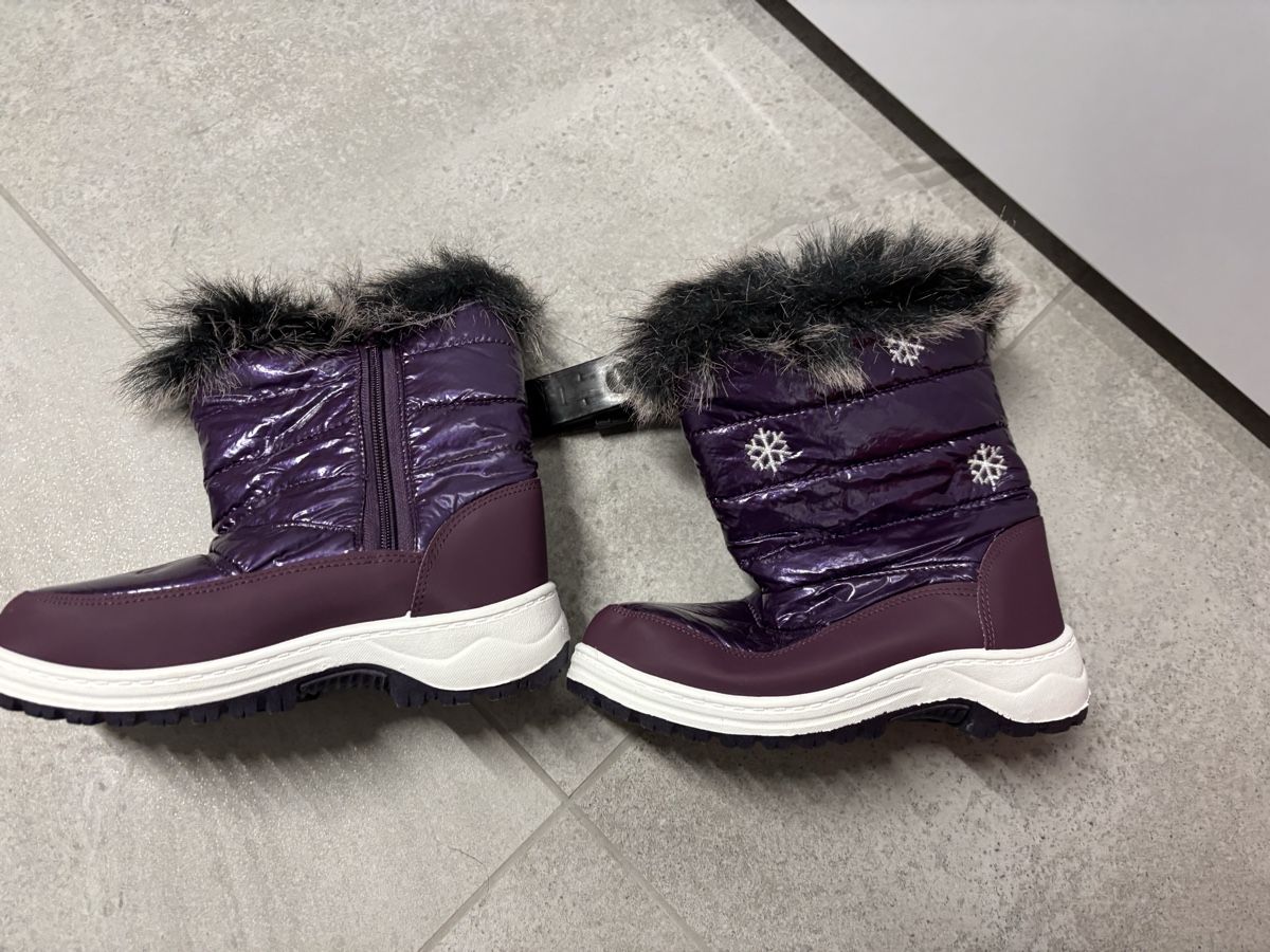 Scarpe per ragazze: Bottes d’hiver doublées 33 neuf – Nuovo (secondo la descrizione) da Salvenach venduto da gwenwywar 1
