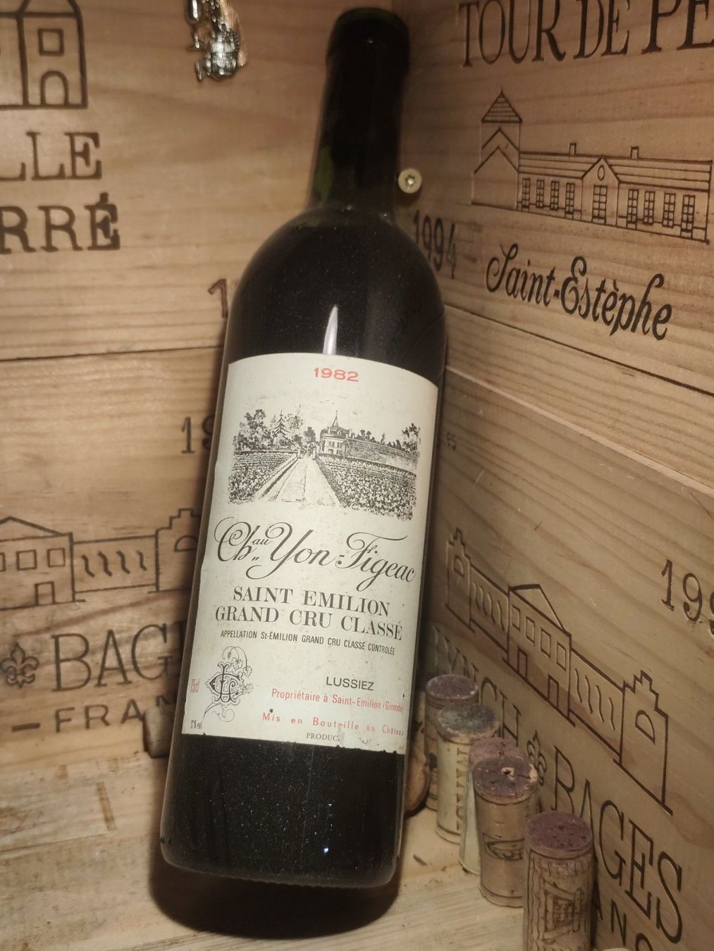 Vino: 1982 Saint-Emilion GCC Château Yon-Figeac – Nuovo (secondo la descrizione) da Büsserach venduto da Vintage-vins