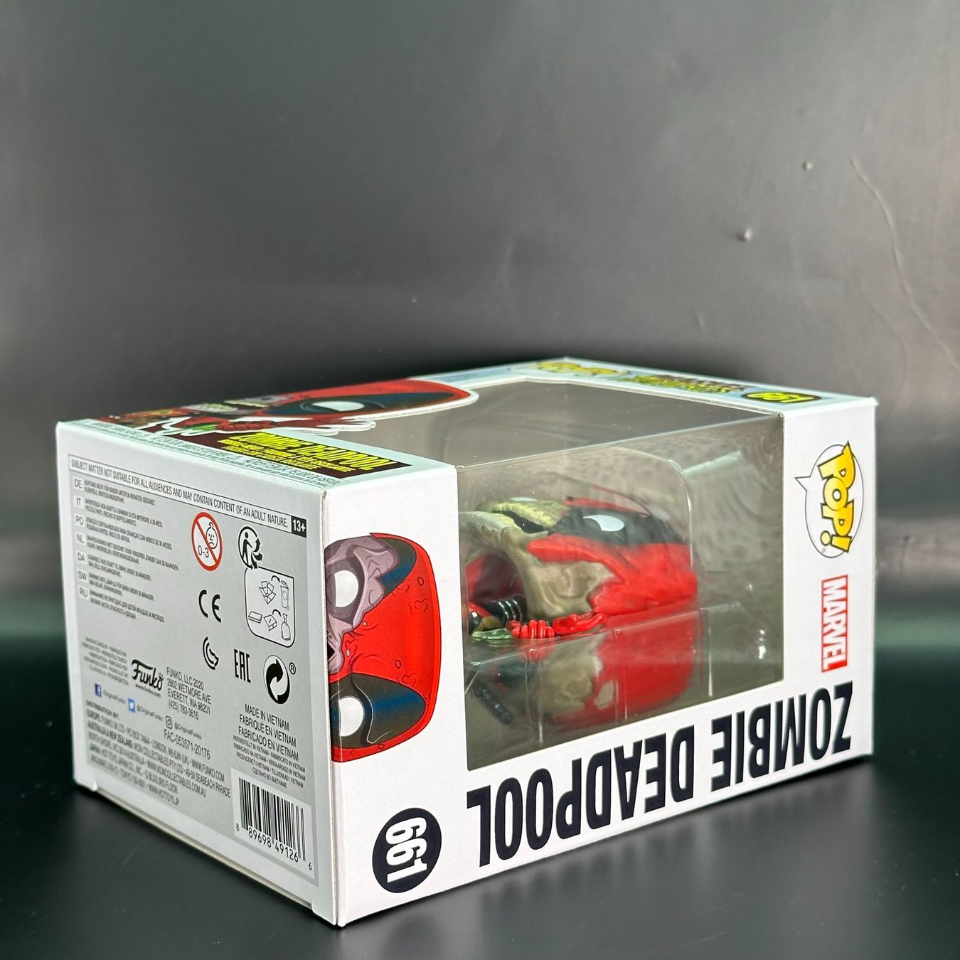 Funko Statuette: Funko Pop! - Marvel - Zombie Deadpool 661 – Usato da Düdingen venduto da Nerdworld 3
