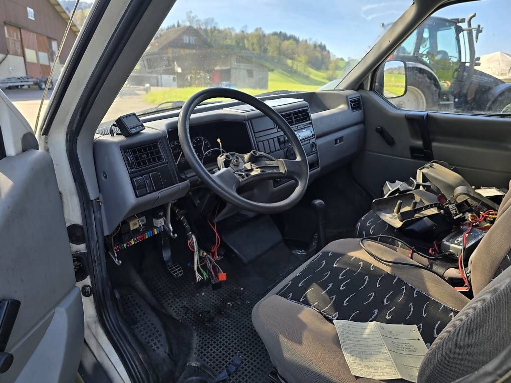 Tutti pezzi di ricambio auto: VW T4 Ersatzteile  – Usato da Udligenswil venduto da Sch2s 5