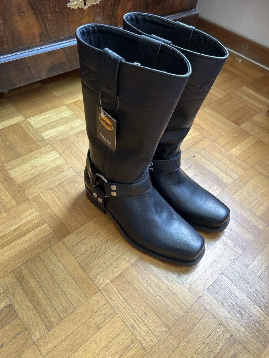Herrenschuhe: Stiefel Leder Schwarz Neu Grösse 42 – Neu (gemäss Beschreibung) aus Biel/Bienne von guggerj