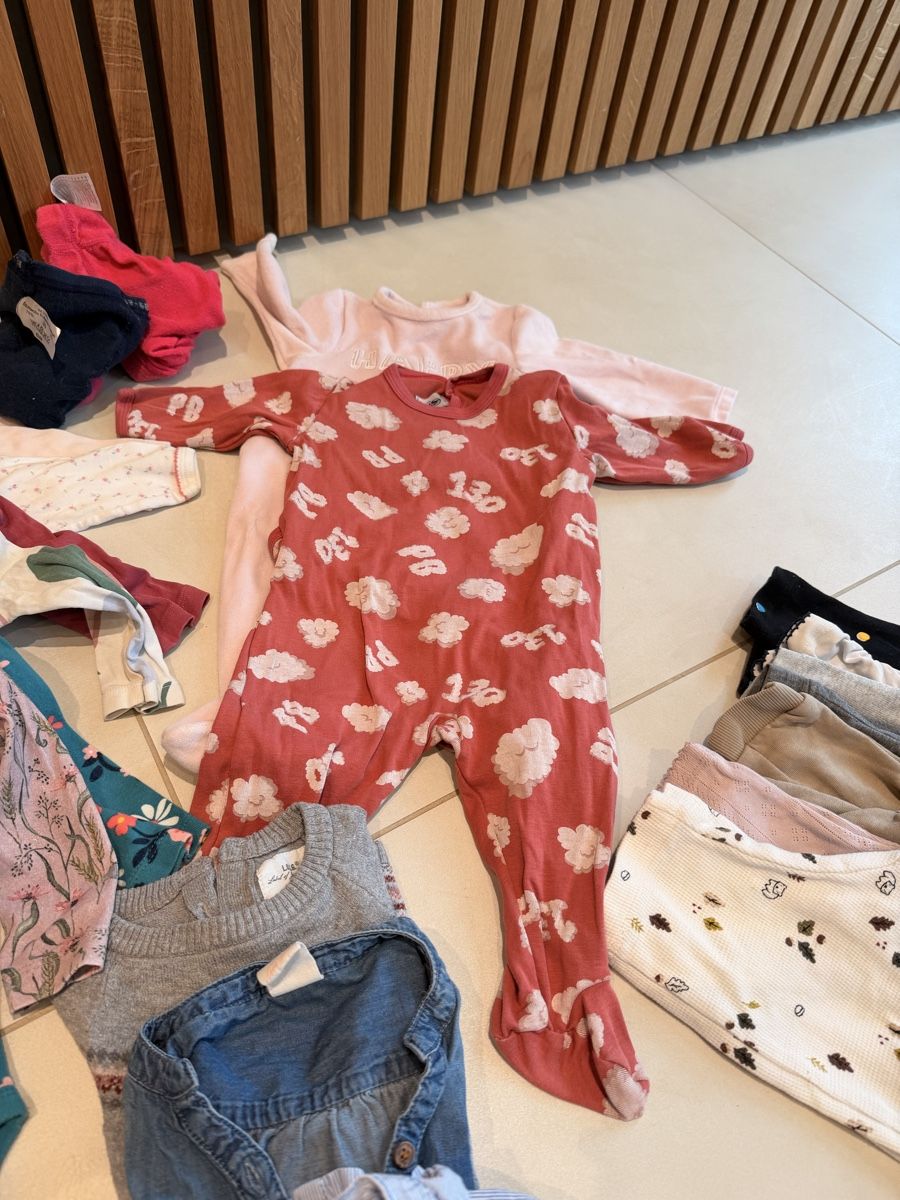 Petit Bateau Kleiderpakete & -sets: Herbst- /Winterkleiderpaket Grösse 68 Mädchen – Gebraucht aus Faoug von hel_92tf 4