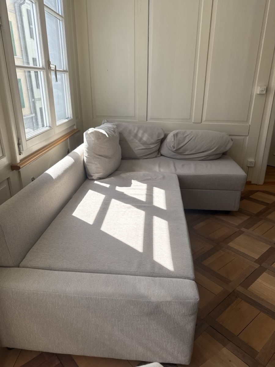 Divani: Beiges Sofa mit Bett Funktion – Usato da Stäfa venduto da goldglitzer 1
