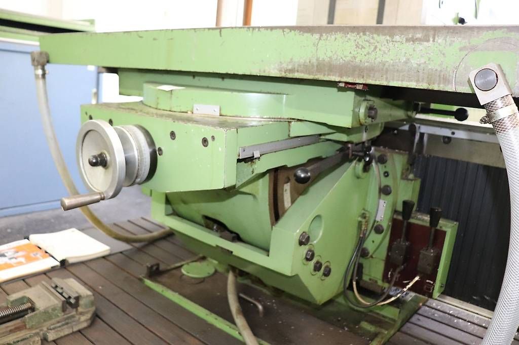 Tutte le macchine: Fräsmaschine SHW UF21 – Usato da Seedorf UR venduto da GIPO_GISLER_POWER_AG 2