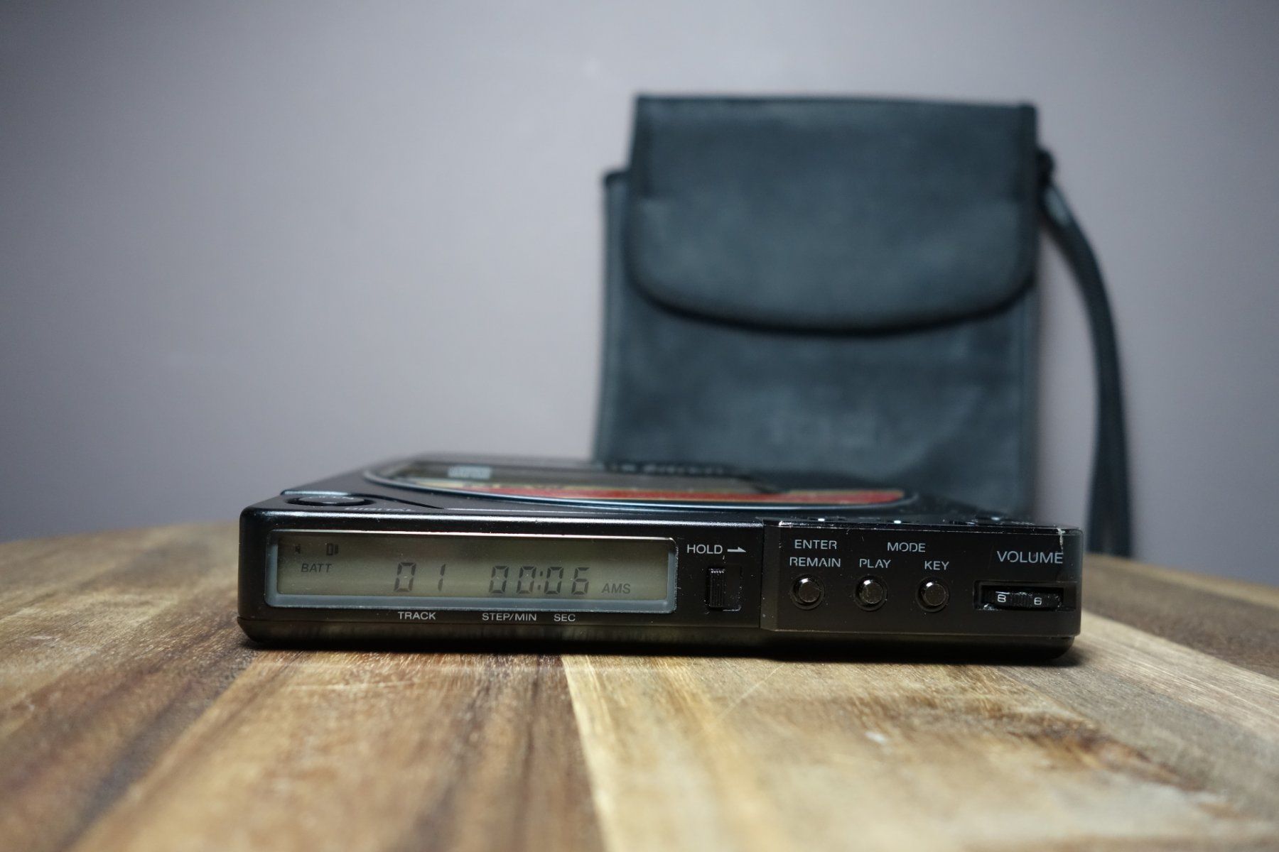 Sony Lettore multimediale portatile: Sony Discman D-25 – Usato da Bern venduto da Phandora 4