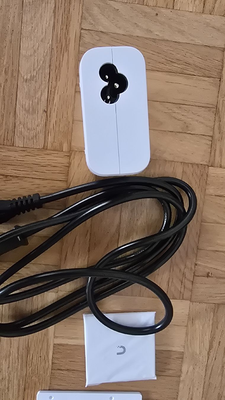 Ubiquiti Unità & Adattatore: Ubiquiti 2.5G PoE+ Adapter – Nuovo (secondo la descrizione) da Zürich venduto da rolf290 2