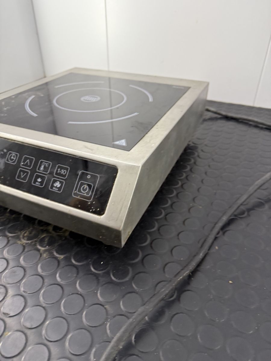 Elettrodomestici da cucina: Horeca Select GIC3035 Induktionskochfeld 30 x 30 – Usato da Muttenz venduto da dav_t52f 3