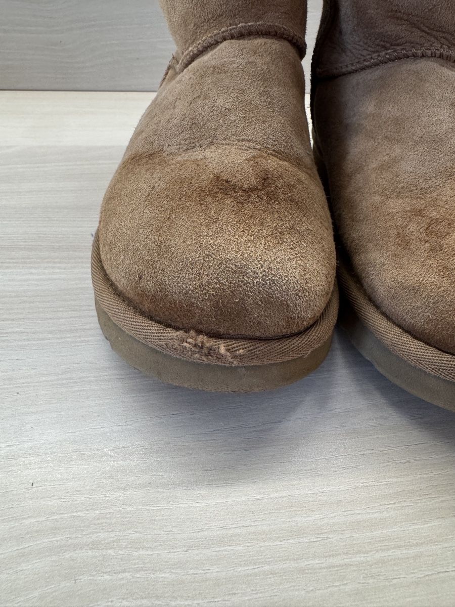 Ugg Scarpe da donna: Brown UGG Boots with Bows - Cozy Winter Essentials! – Usato da Clarens venduto da Ian_calvin 3