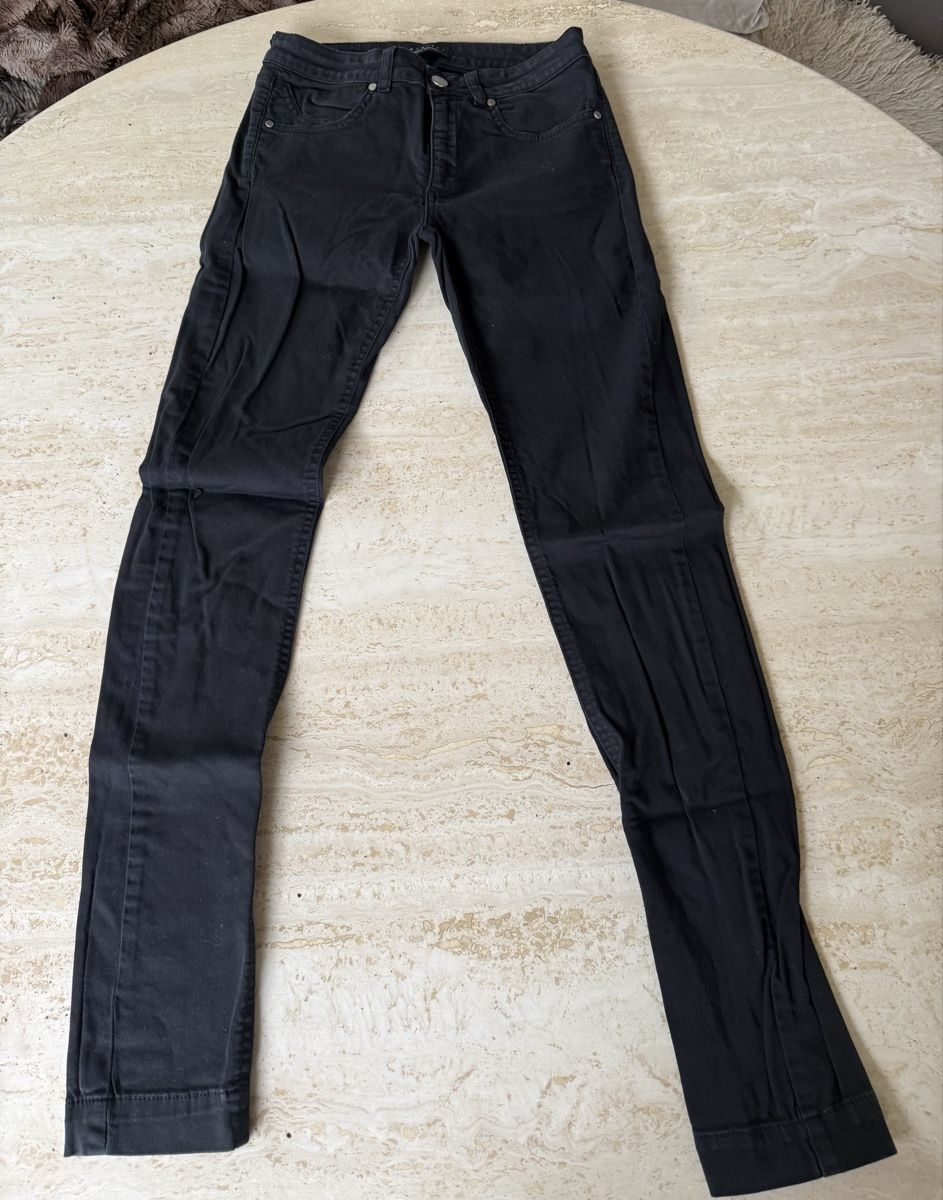 Twinset Jeans: Twin Set Jeans – D'occasion à Kreuzlingen par nik_d2fj