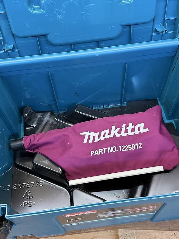 Casse di trasporto: Makita Kiste mit Staubsack – Usato da gurzelen venduto da ster402 2