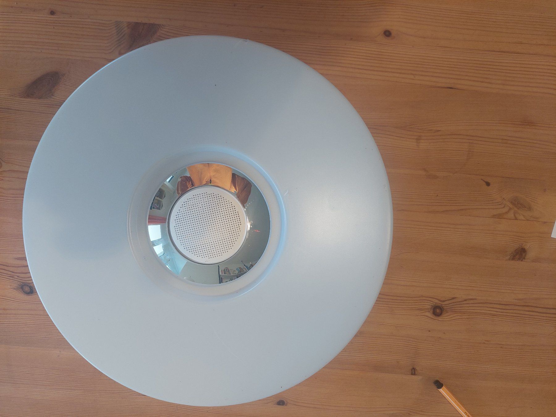 Lustres & lampes de plafonds: Deckenleuchte rund mit Bluetooth Lautsprecher – D'occasion à Chur par Leiset