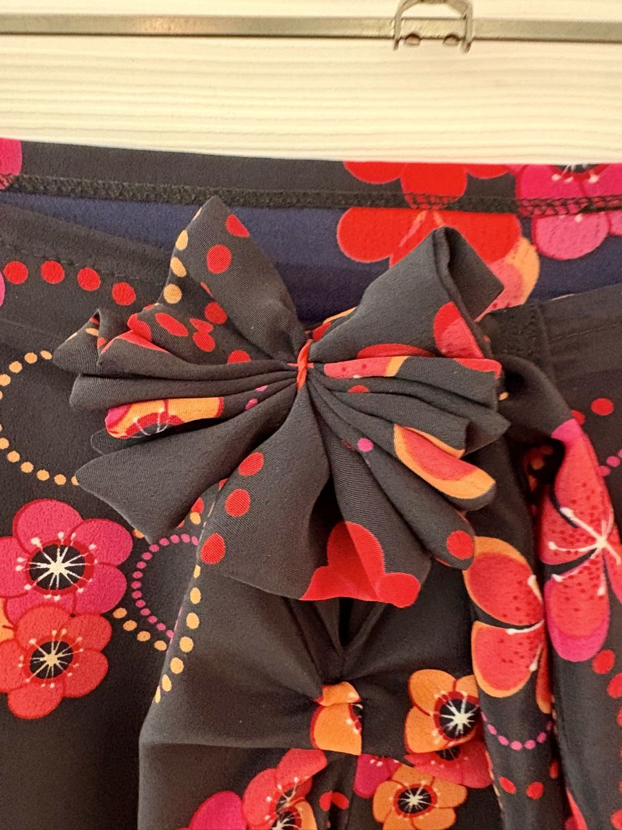 Röcke: Rock Blumenmuster Gr. 40 - 42 ausgefallen – Gebraucht aus Bellinzona von ModaLugano 6