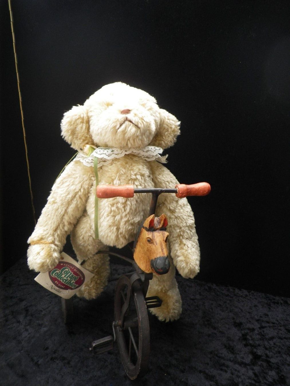 Statuette: Teddy auf Dreirad mit Pferdekopf – Usato da Reinach BL venduto da Annodomini 2