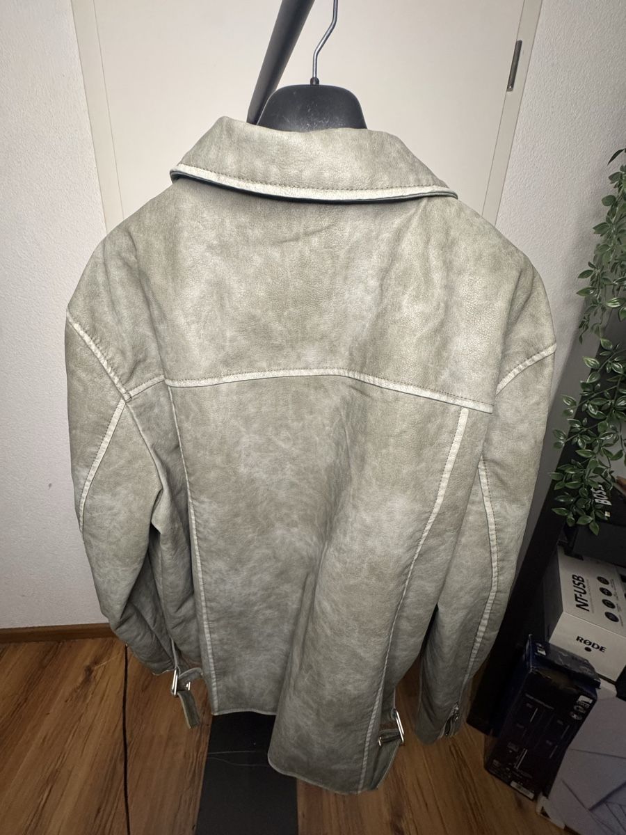 Pull&Bear Giacche: Pull&Bear Faux Leather Jacket Grey XL – Nuovo (secondo la descrizione) da Niederrohrdorf venduto da Joel.S01 4