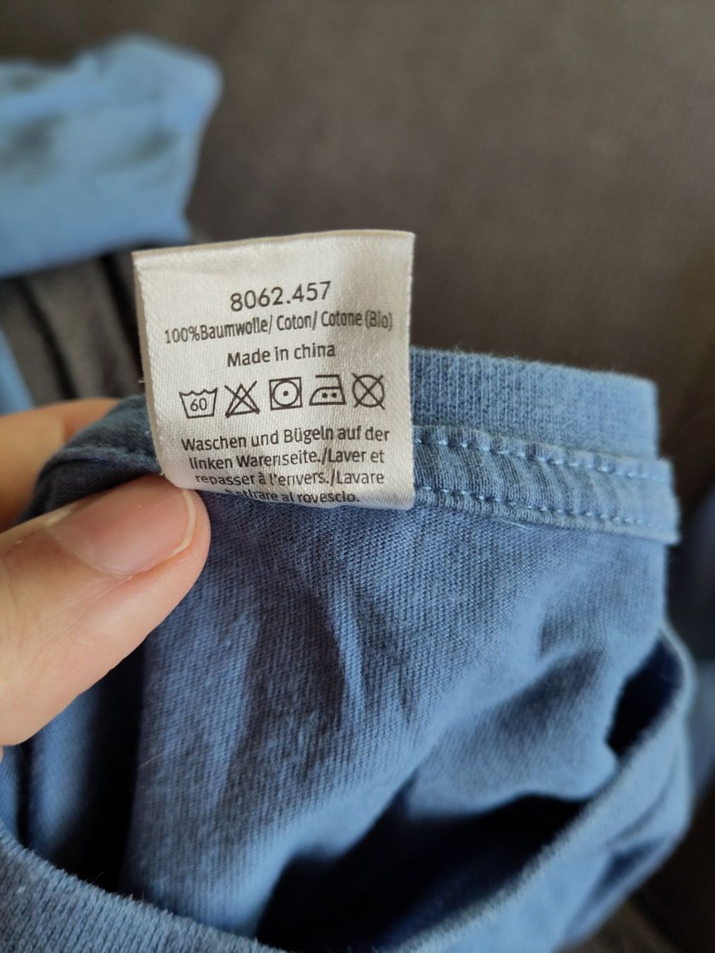Migros Pigiama & Simili: Pyjama Dino lang 110/116 Baumwolle – Usato da Romont FR venduto da may_x6gf 4