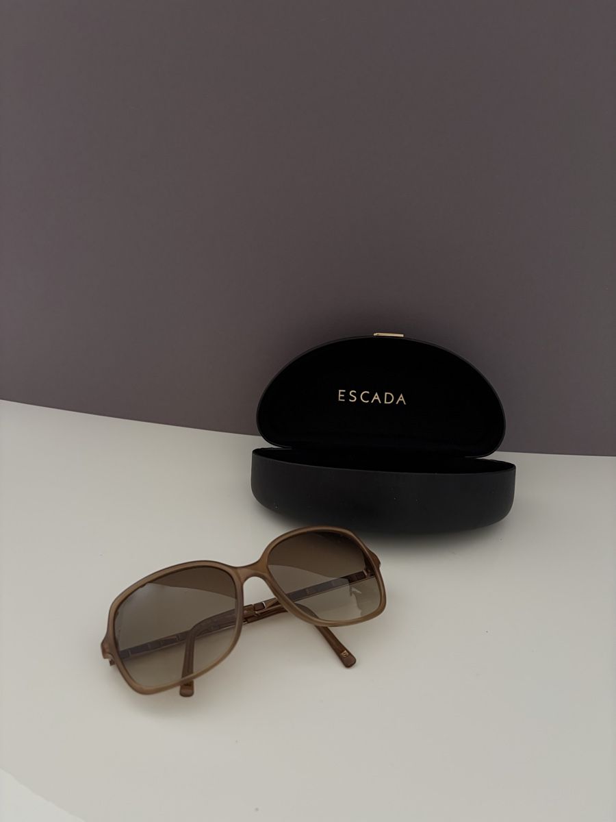 Escada Occhiali & Lenti: Escada Sonnenbrille Beige – Nuovo (secondo la descrizione) da Zürich venduto da koc_6l5j