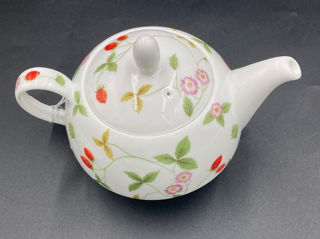 Set di piatti: TEA LOGIC | Teegeschirr-Set | Floralmuster – Usato da Wittenbach venduto da Restwert_St-Gallen 2