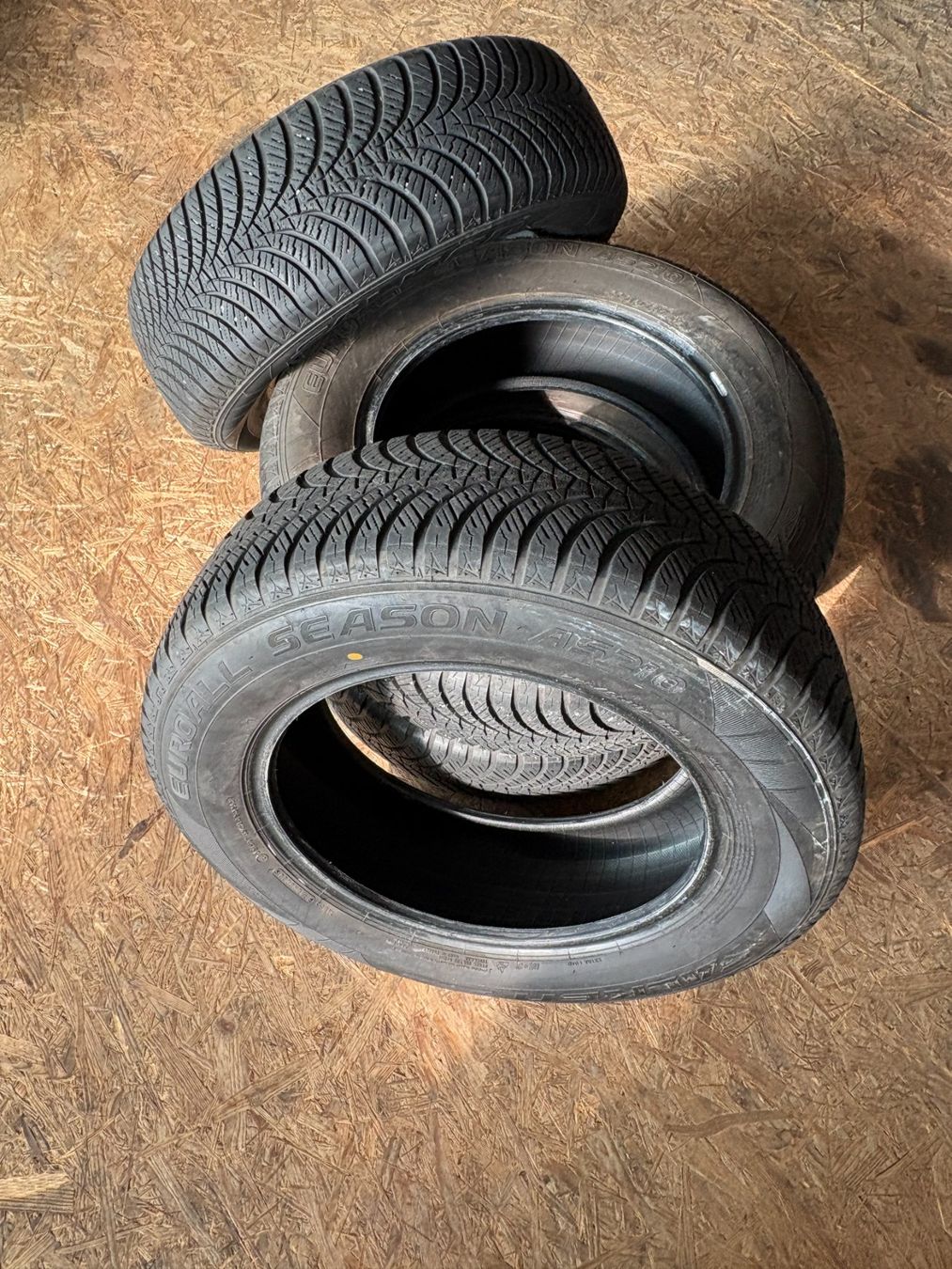Pneus & Kompletträder: 4 Stk Ganzjahresreifen 225/65 R17 – Gebraucht aus Wangen b. Olten von Hba2 5