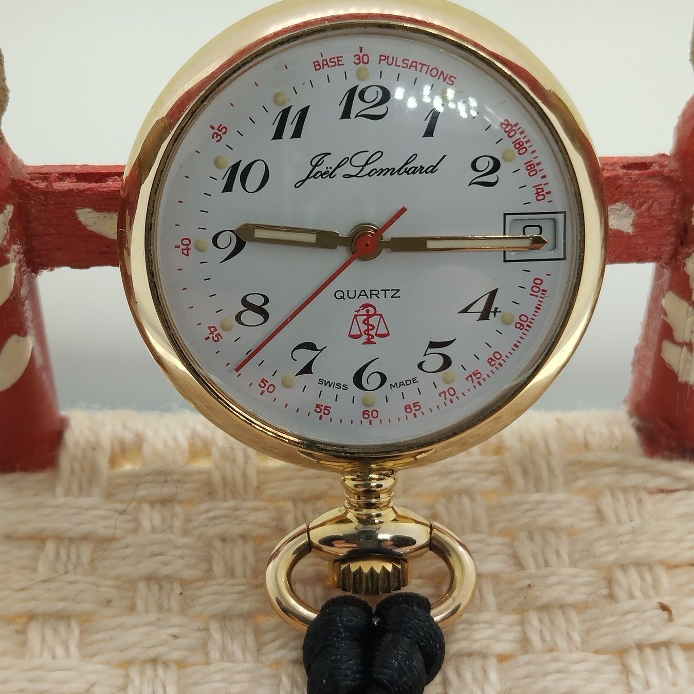 Ciondoli: Pendentif vintage montre infirmière – Usato da La Chaux-de-Fonds venduto da jac_9llg 2