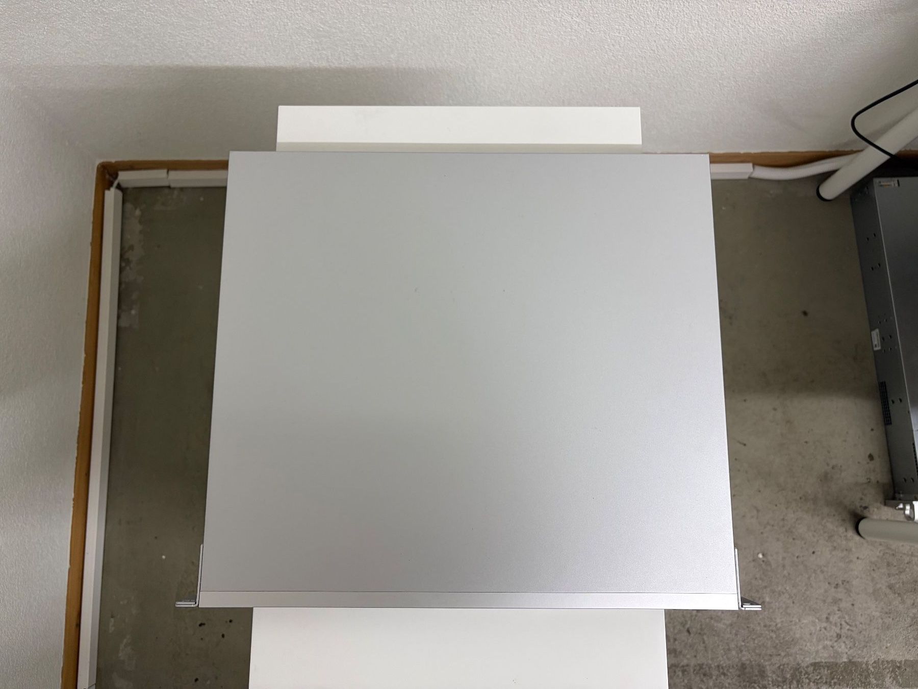 Ubiquiti Hub & Switch: Unifi Switch USW Pro 48 PoE – Usato da Niederhasli venduto da brandman 1