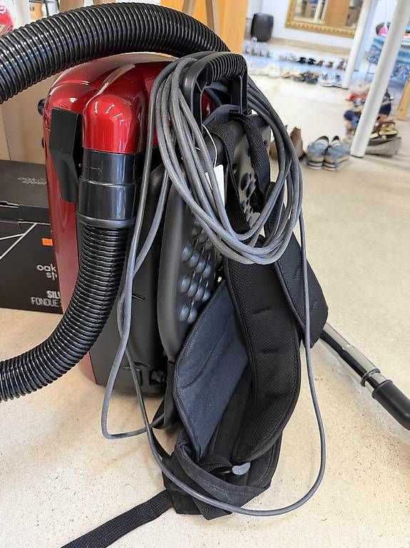 Aspirapolveri & Accessori: Wellcraft Rucksackstaubsauger – Usato da Wolfwil venduto da Hannes.L 1