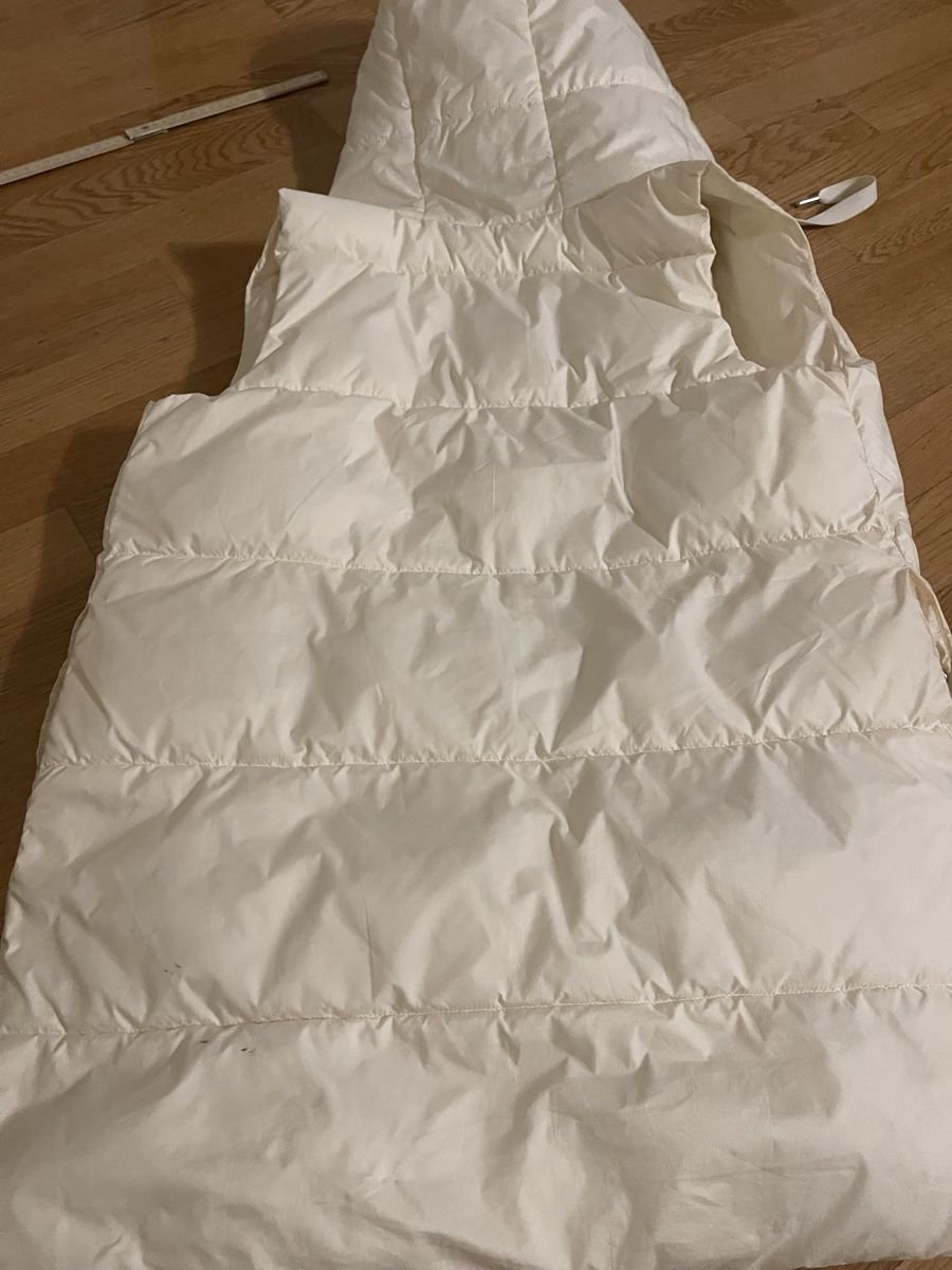 Only Gilets & Westen: ONLY Daunenweste Grösse S beige Winter warm – Neu (gemäss Beschreibung) aus Rüschlikon von Lajniii