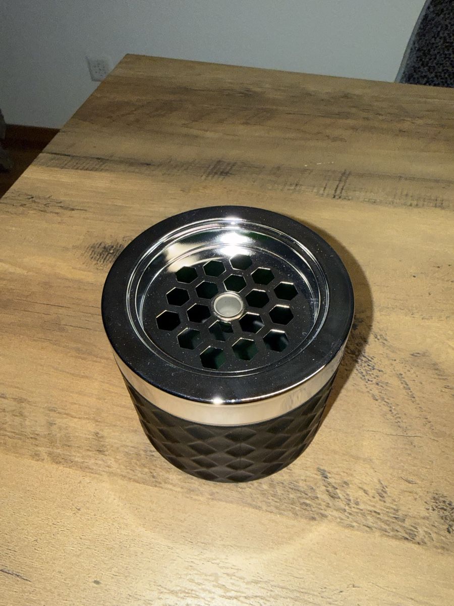 Aschenbecher: Aschenbecher – Neu (gemäss Beschreibung) aus Subingen von lej_ 1